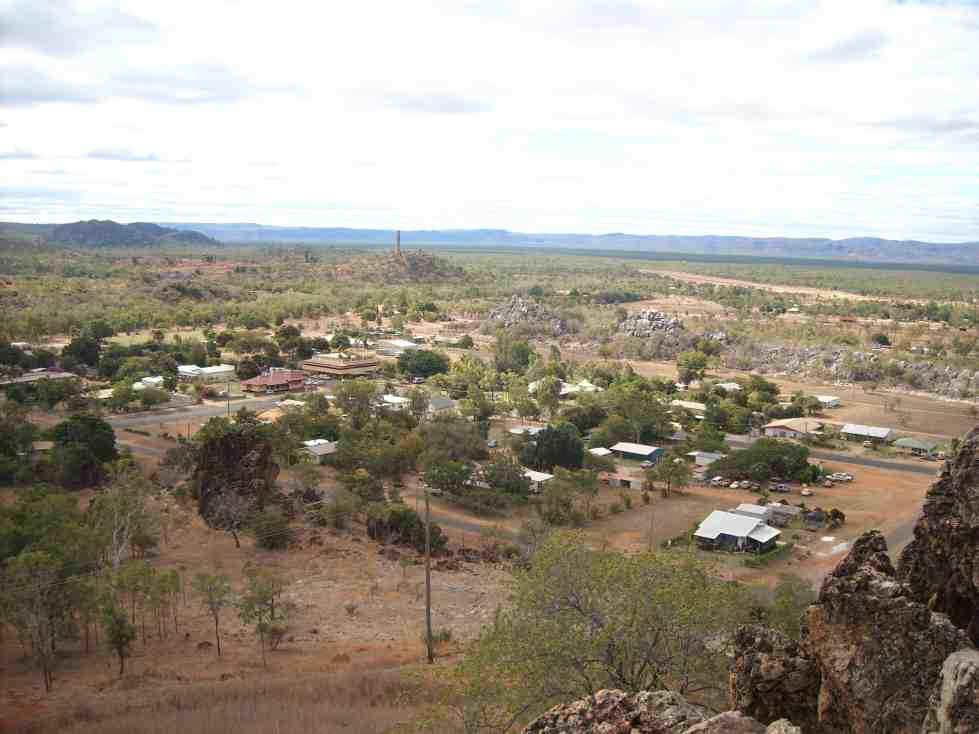 2010_07_24e_chillagoe_904_sml.jpg (86342 bytes)